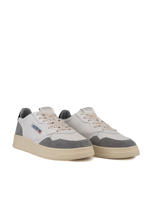 Sneakers Autry Medalist Low in pelle di capra e suede Bianco/Grigio AUTRY | AULMGS23