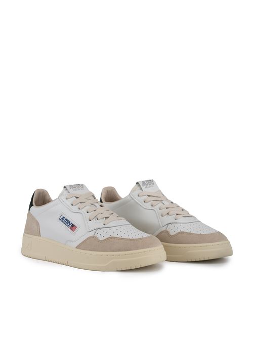 Sneakers Medalist Low in pelle e suede bianco/verde AUTRY | AULMLS56