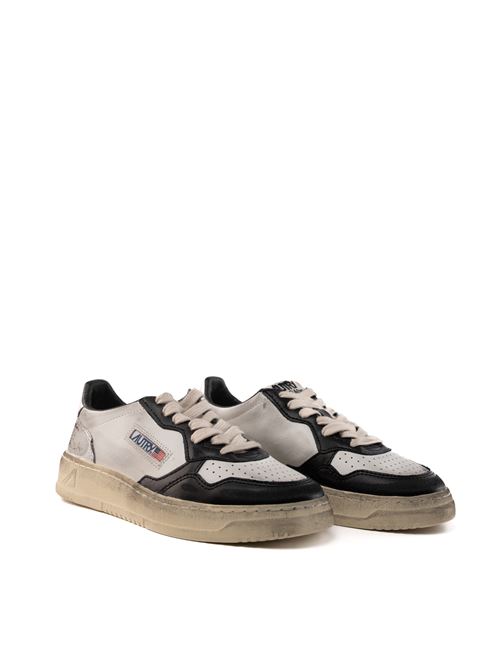 Sneakers Autry Medalist Low Super vintage in pelle bianca/nera/argento AUTRY | AVLWSV11