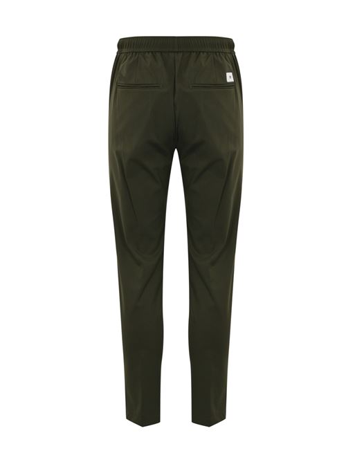 Pantalone da uomo in tessuto tecnico verde militare: PMDS | F25P41837040050