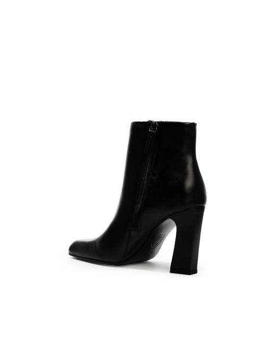 Stivaletto Alina in pelle Nero Ash | ALINA01