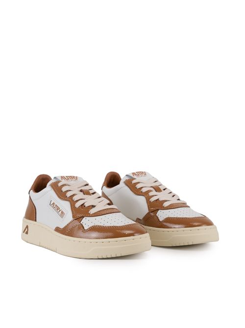 Sneakers Medalist Low in pelle e pelle smaltata bicolor White/Brown sugar AUTRY | AULWRT02