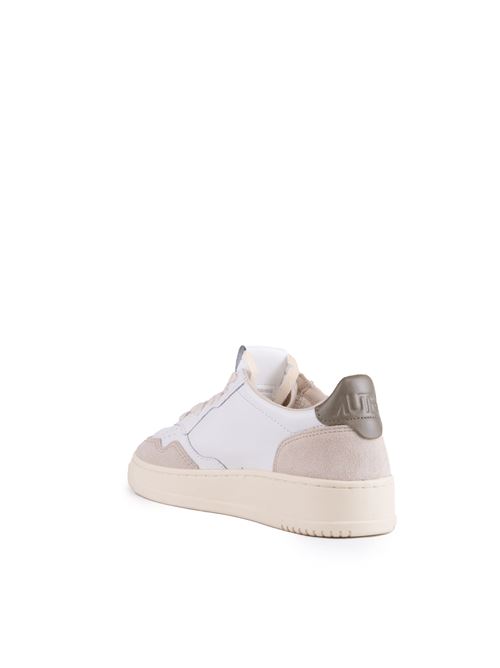 Sneakers Autry Medalist Low in pelle e suede Bianco e Covert Green AUTRY | AULWLS77