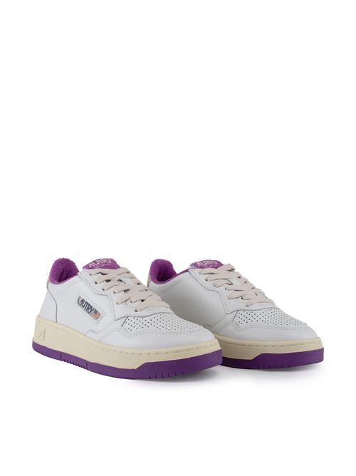 Sneakers Autry Medalist Low in pelle Bianco e Hyacint Violet AUTRY | AULWVS04