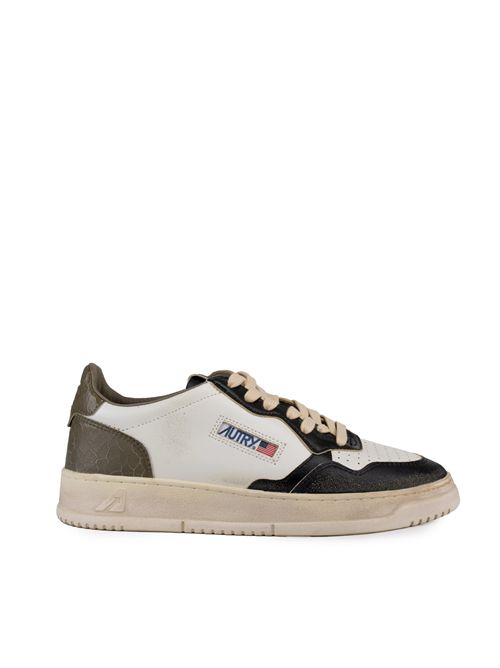 Sneakers Autry Medalist Low Super vintage in pelle Bianco, Covert Green e Nero AUTRY | AVLMSV46