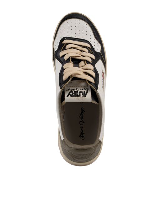 Sneakers Autry Medalist Low Super vintage in pelle Bianco, Covert Green e Nero AUTRY | AVLMSV46