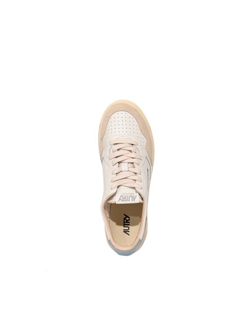 Sneakers Medalist Low in pelle e suede White/Forget Me Not AUTRY | AULMLS12