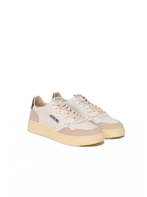 Sneakers Medalist Low in pelle e suede White/Teak AUTRY | AULMLS15