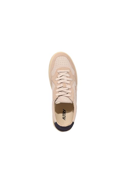 Sneakers Autry Medalist Low Tricolor in suede Blue Space/White/Sand AUTRY | AULMTS29