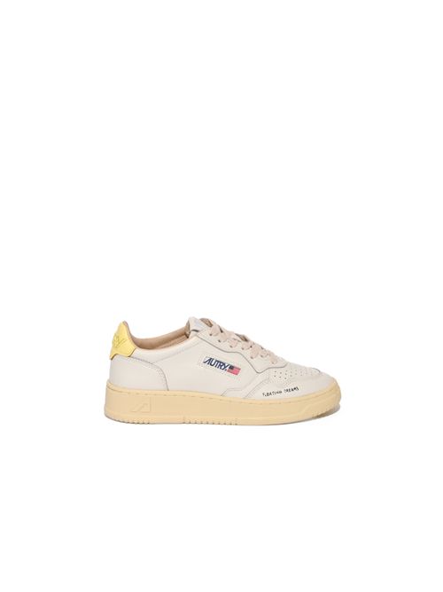 Sneakers Medalist Low in pelle Bianco e Lemon Meringue AUTRY | AULWDL02