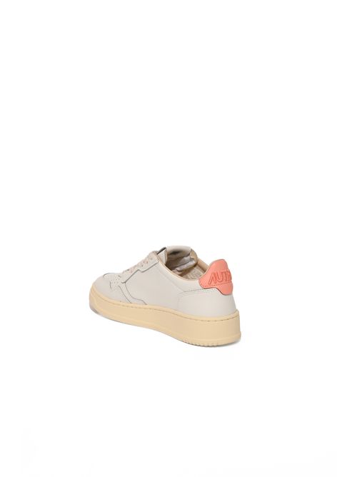 Sneakers Medalist Low in pelle Bianco e Peach Pink AUTRY | AULWDL03