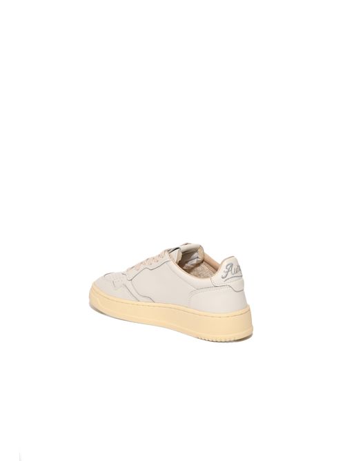 Sneakers Medalist Low in pelle con ricami silver AUTRY | AULWHP02