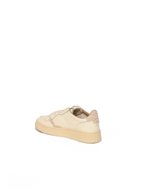 Sneakers Medalist Low in pelle e dettagli macramè AUTRY | AULWMJ01