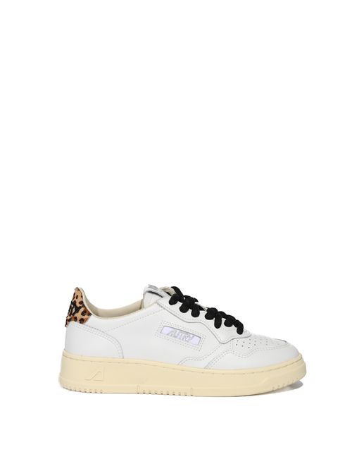 Sneakers Medalist Low in pelle bianco e leopard AUTRY | AULWOC01